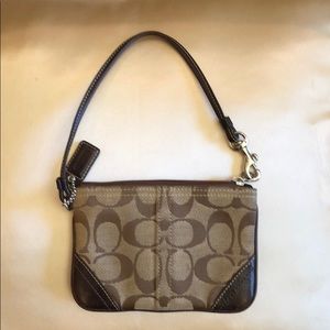 Coach Corner ZIP Wristlet